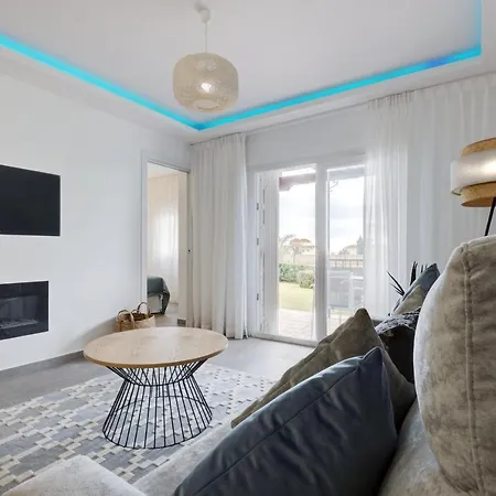 Apartamento 014 Bright And Modern 2 Bed Apt Near Beach *